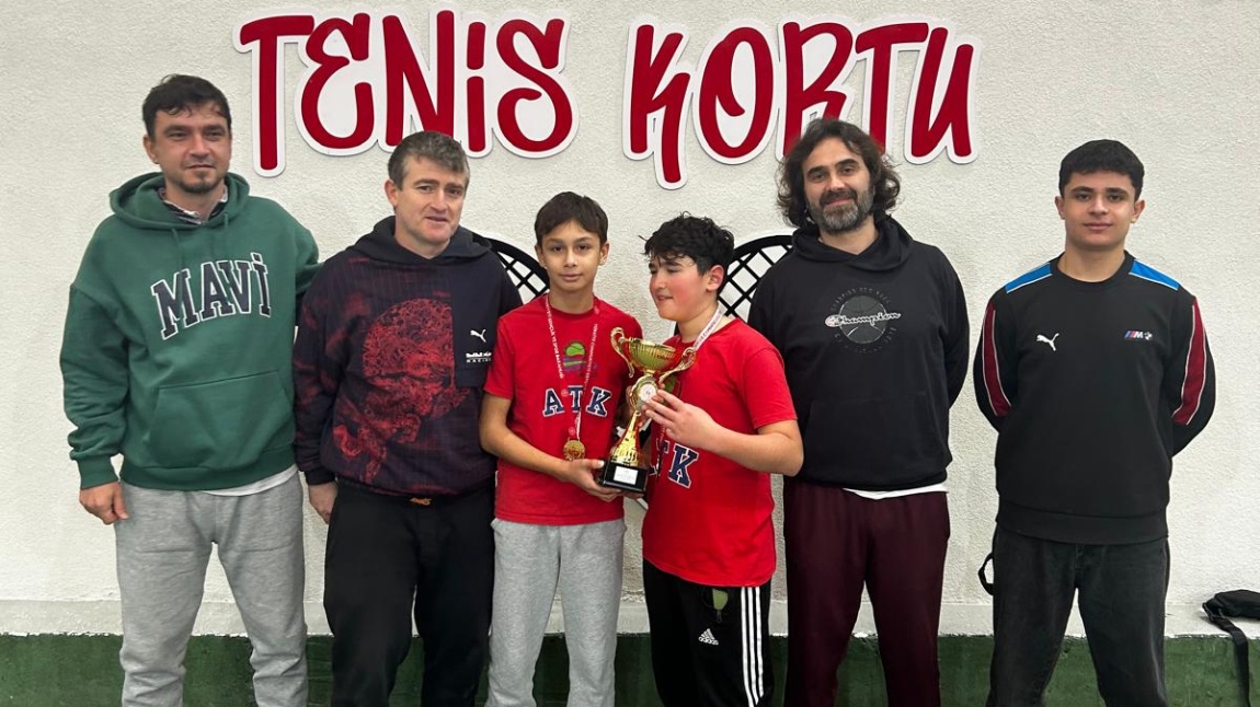 Öğrencilerimiz Teniste İl Birincisi